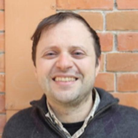 Dr. Nir Y. Krakauer