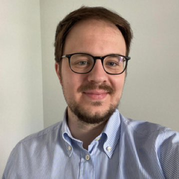Dr. Andrea Busnelli