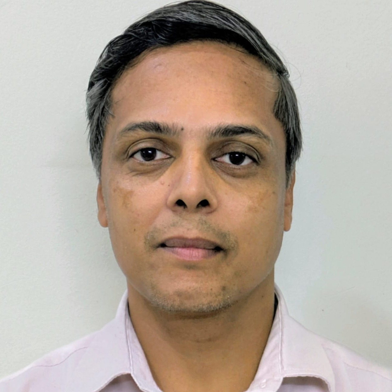 Dr. Vinoj Velu