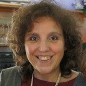Dr. Paula Paredes