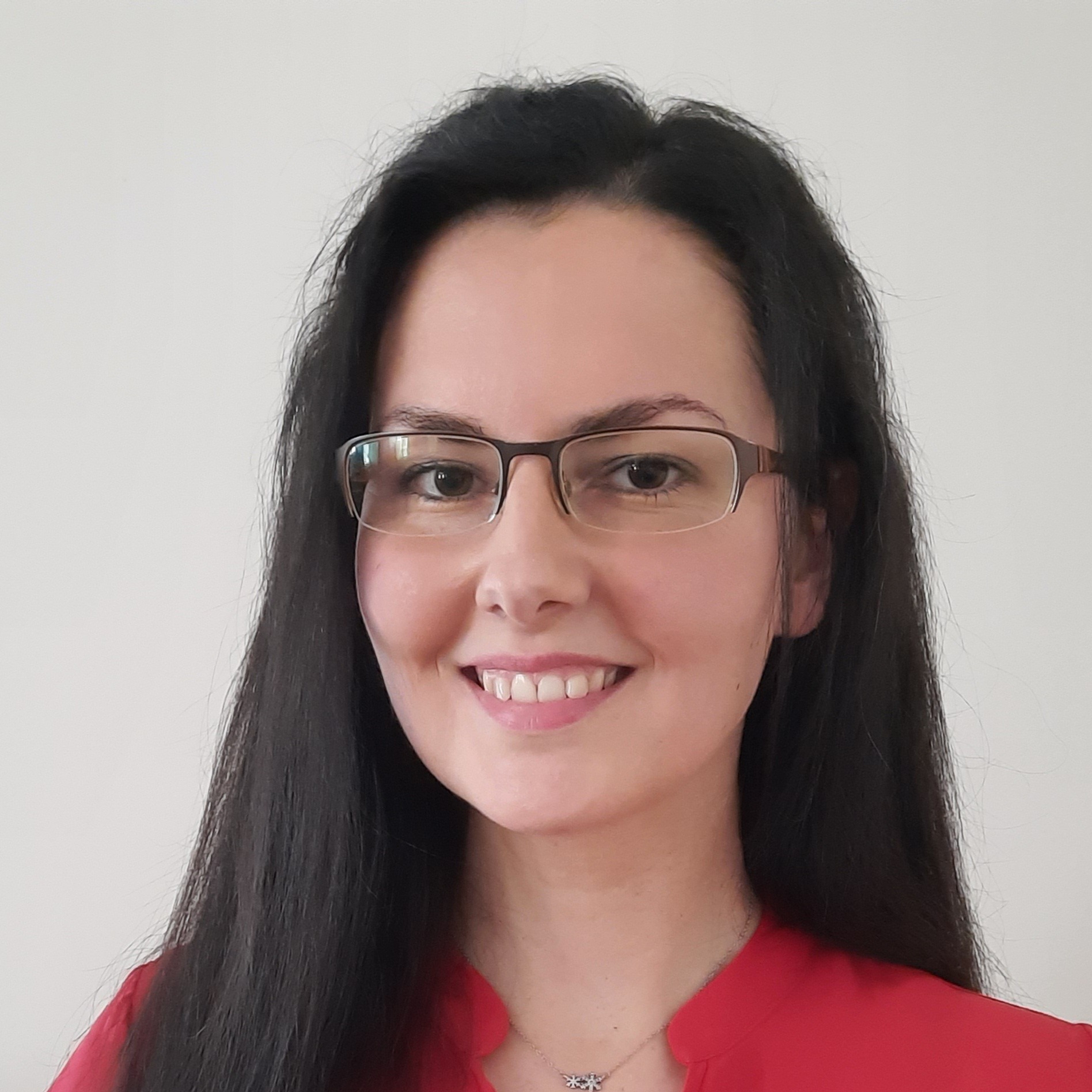 Dr. Slađana Popović