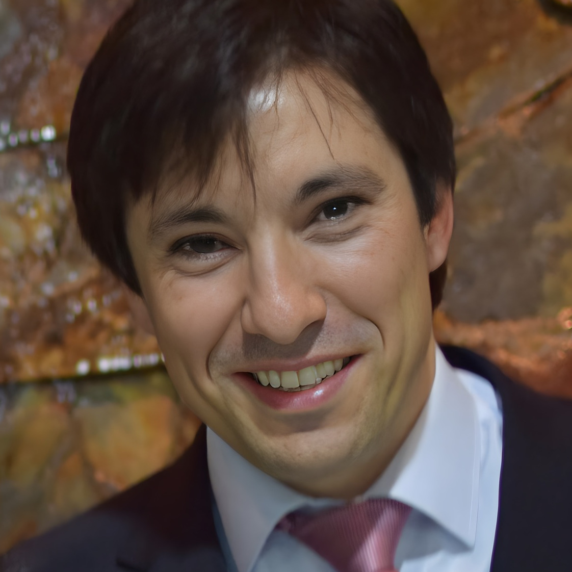 Dr. Manuel Simões