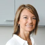 Dr. Carolina Veaute