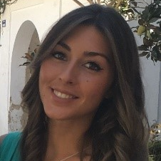Dr. Natalia Casado Navas