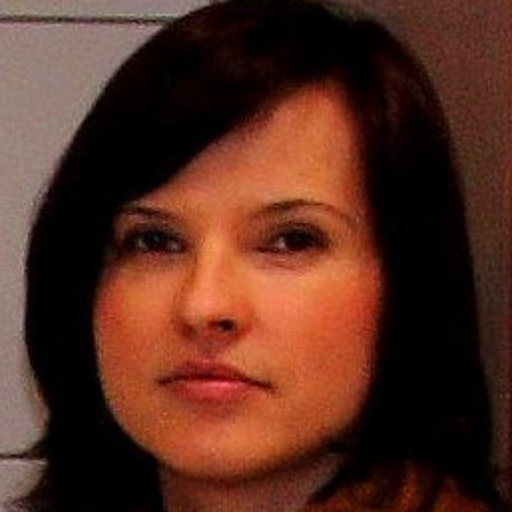 Dr. Anna Oniszczuk