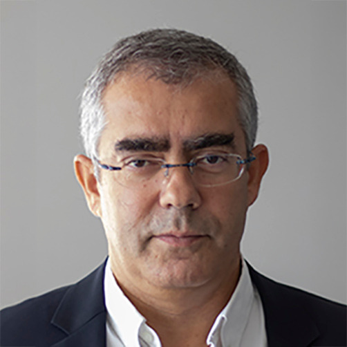 Dr. Paulo J. Tavares