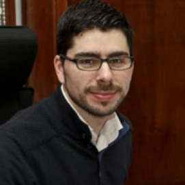 Prof. Dr. Rafael Comesaña