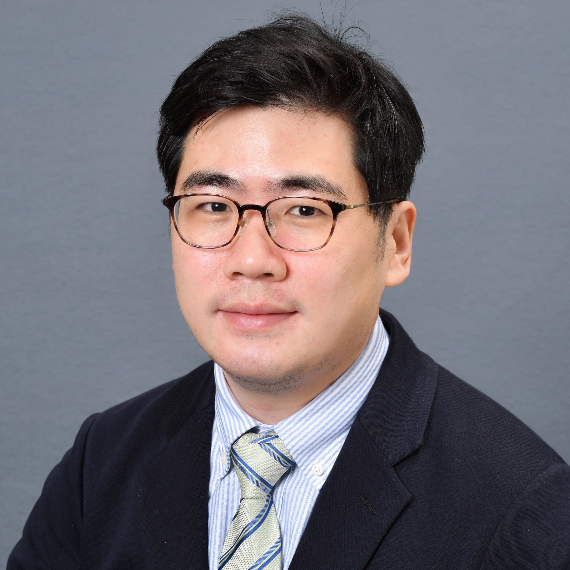 Dr. Cuiwei He