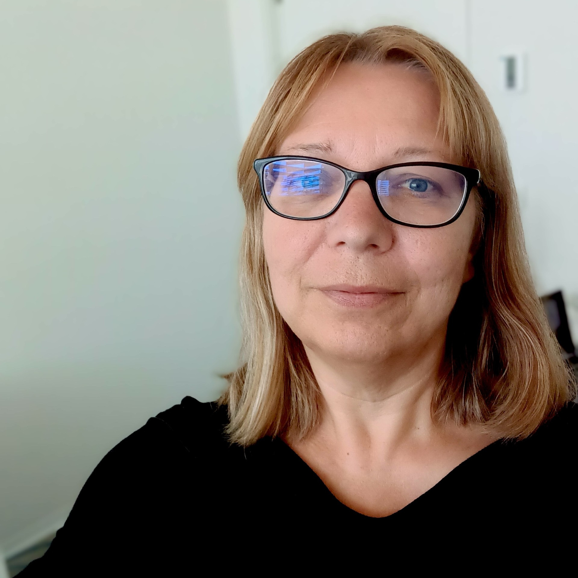 Dr. Iva Hristova Pashkuleva