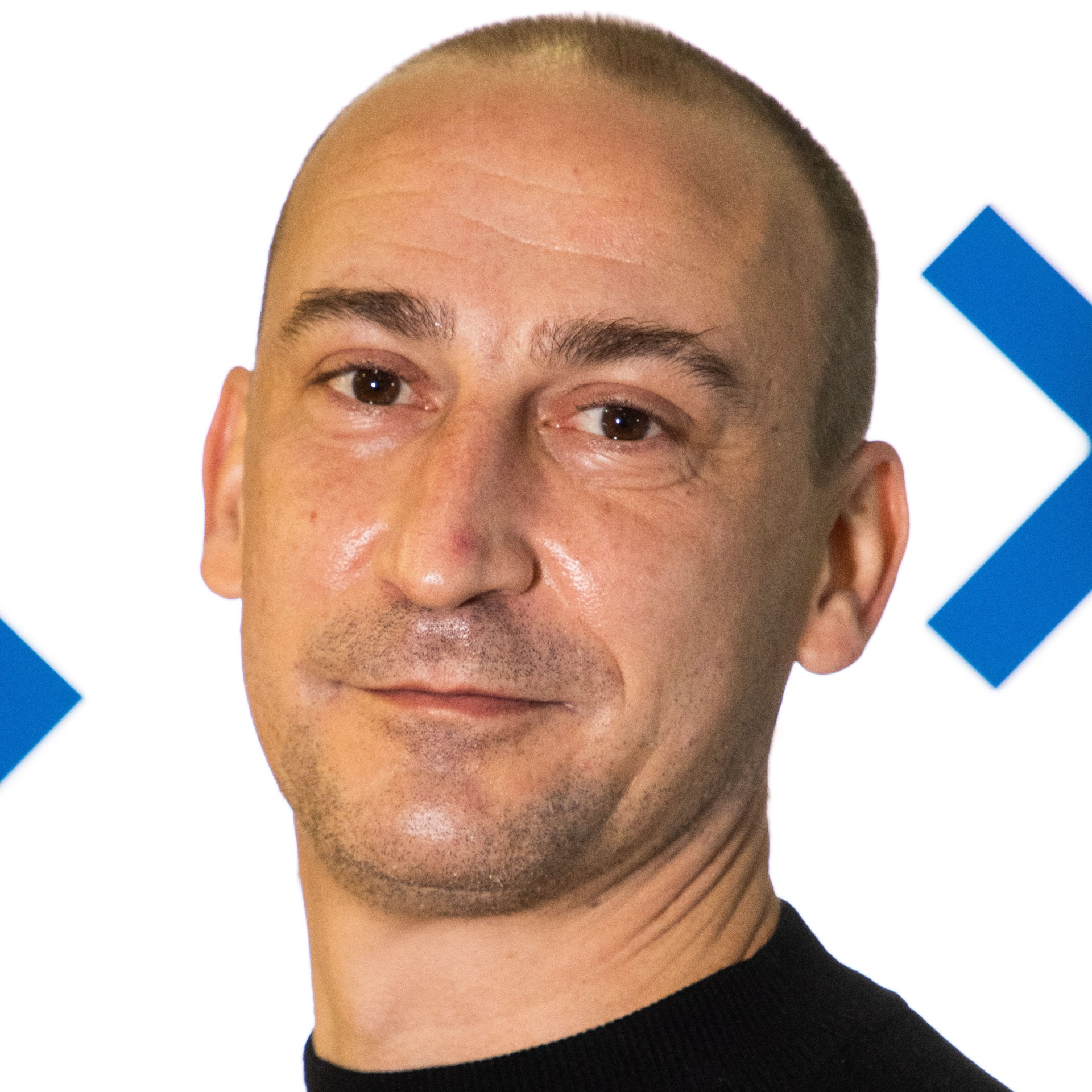 Dr. Damien Dupin