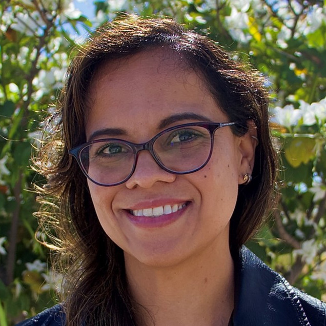 Dr. Karen Esquivel Escalante
