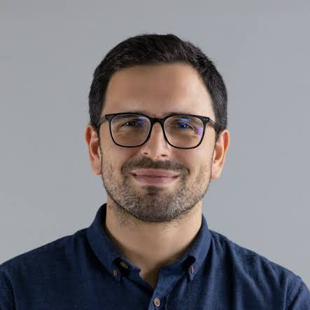 Dr. André Ferreira Moreira
