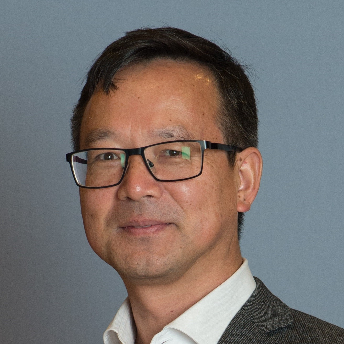 Prof. Dr. Lingxue Kong