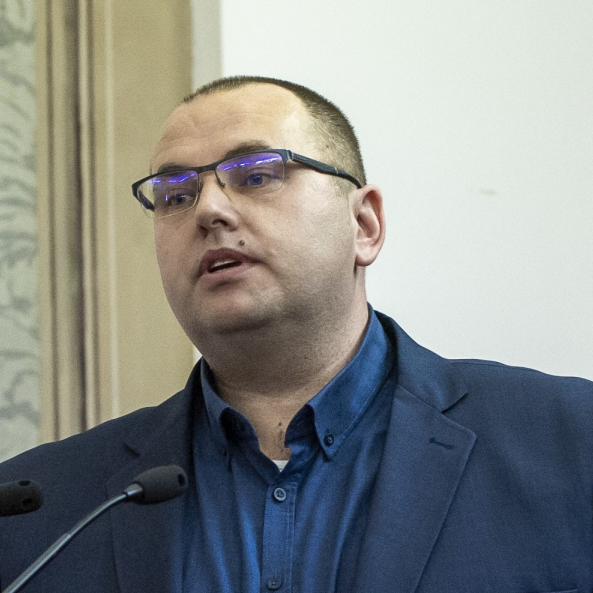 Dr. Zoran Jovanović