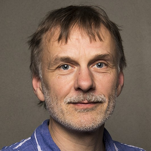 Prof. Niels Holst