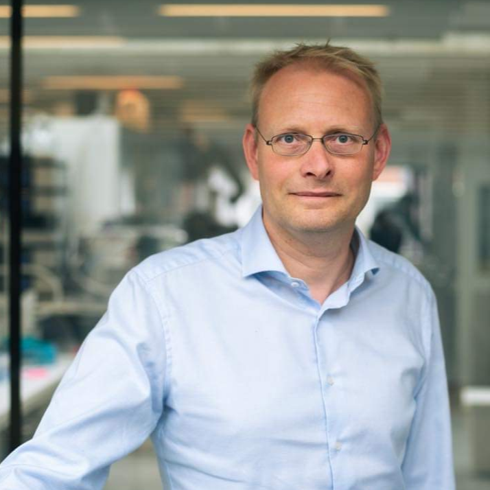 Prof. René Holm