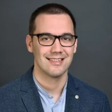 Dr. Márió Gajdács