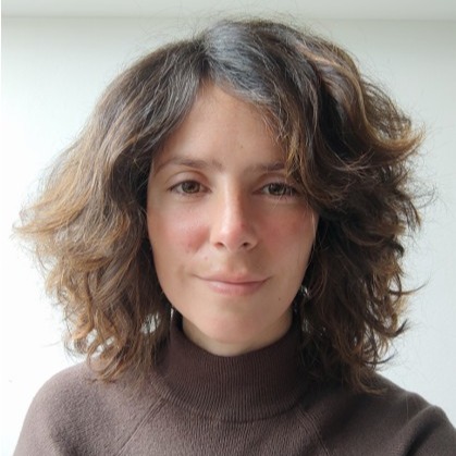 Dr. María Salvador
