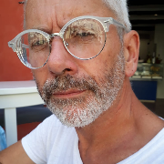 Dr. Philippe Le Coustumer