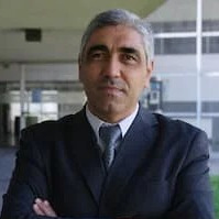 Prof. Humberto Varum