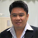 Dr. Amnart Poapolathep