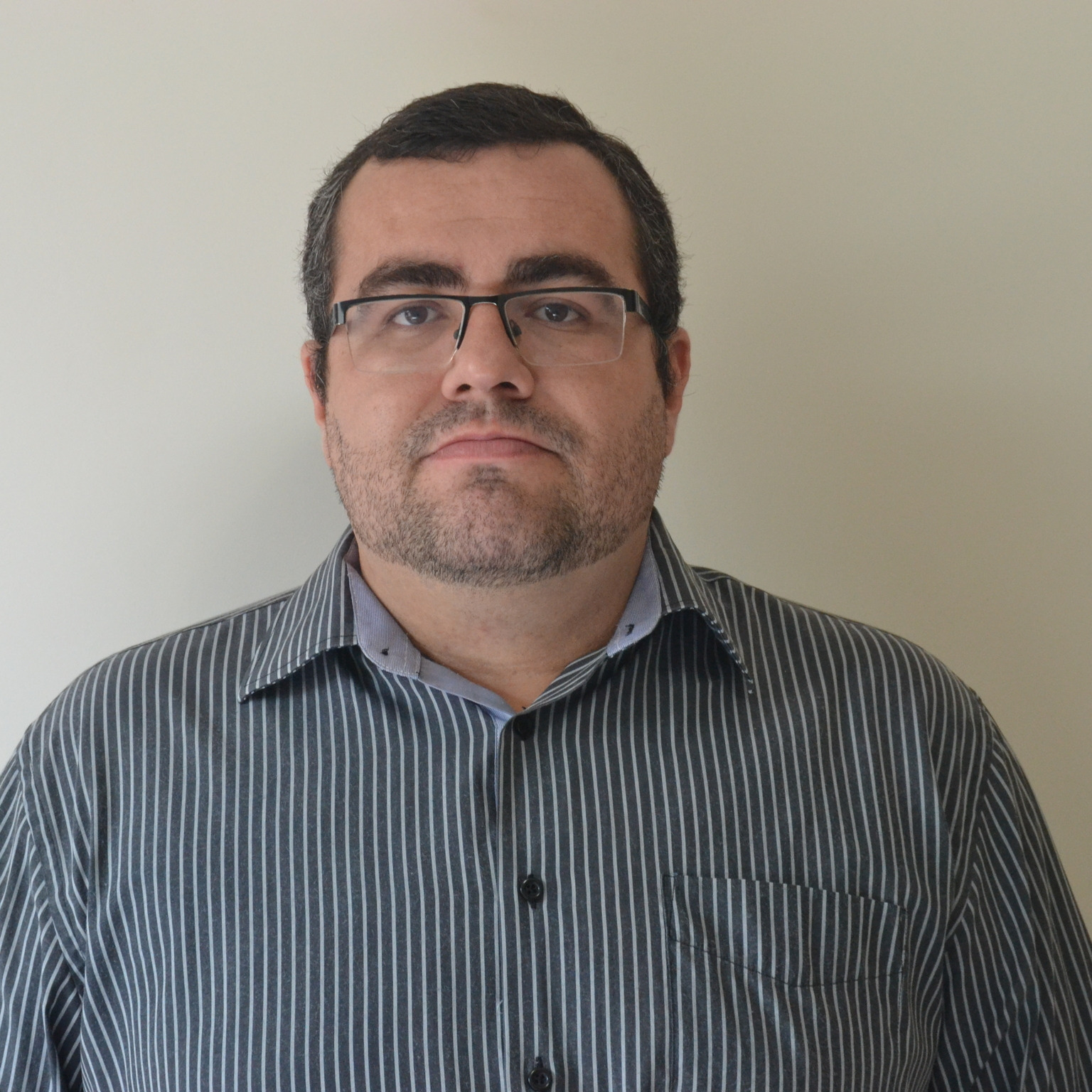 Prof. Dr. Siomar Soares