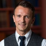 Dr. Milan Toma