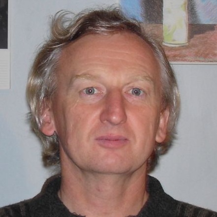 Dr. Gabriel Gulis