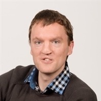 Dr. Justin van der Hooft