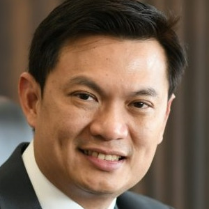 Prof. Dr. Suchatvee Suwansawat