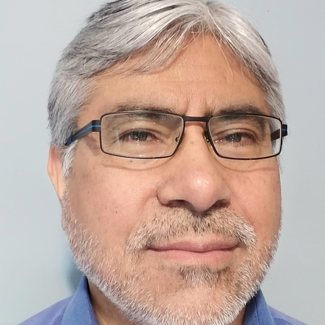 Dr. Ricardo Villalobos Carvajal