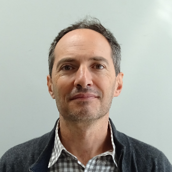 Prof. Dr. Benoit Piro