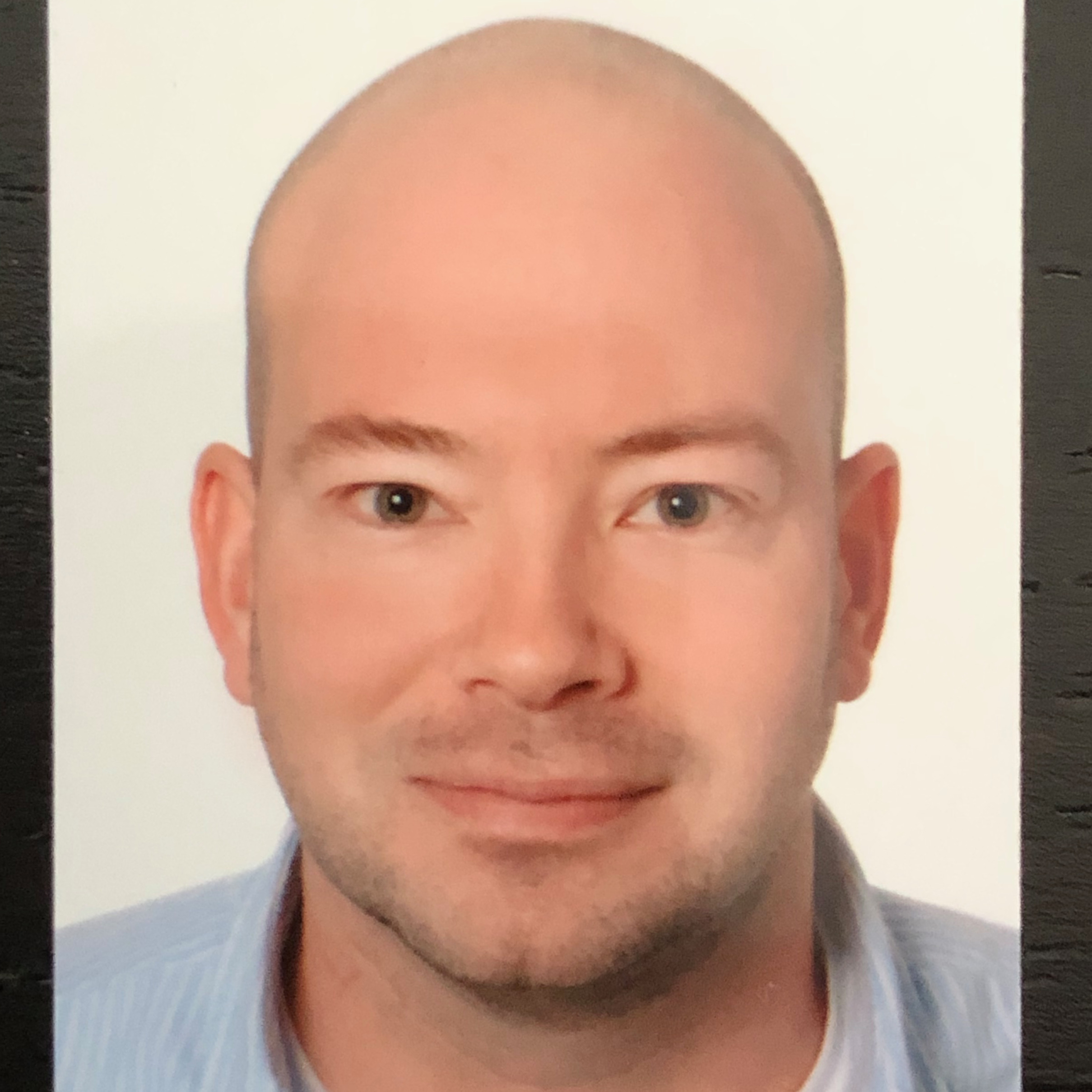 Dr. Christof Megnin