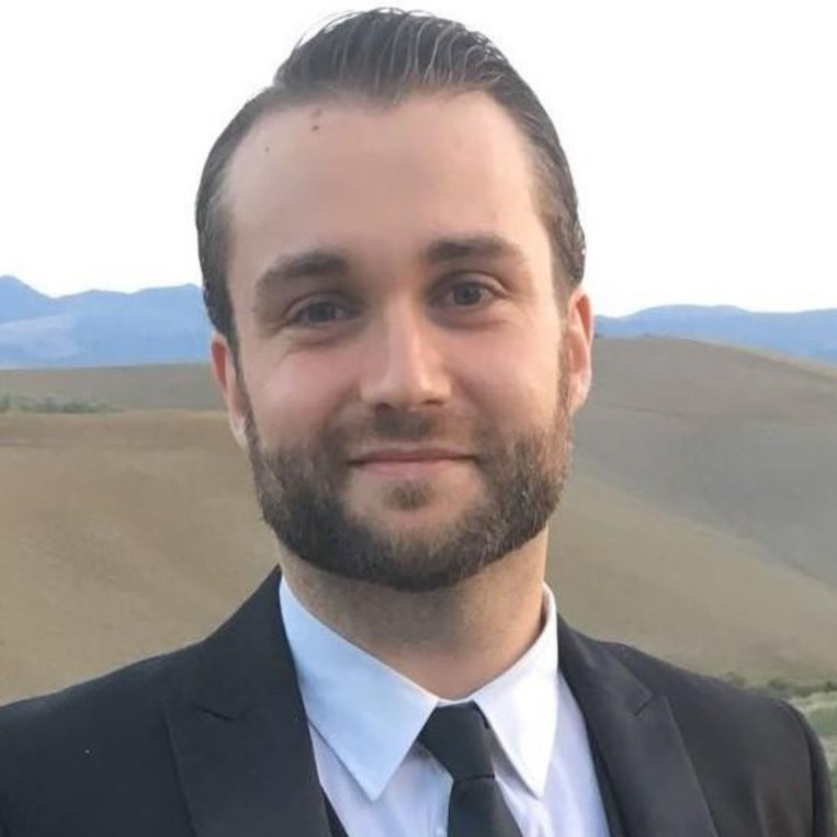 Dr. Giulio Poli