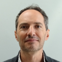 Prof. Dr. Benoît Piro