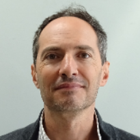 Prof. Dr. Benoît Piro
