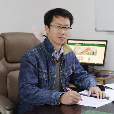Dr. Xiaoyang Hu