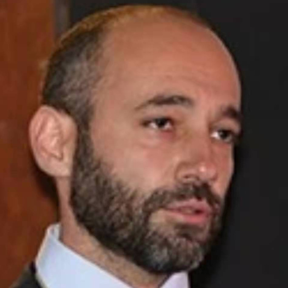Dr. Ilias Travlos