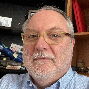 Prof. Dr. Luigi  Bellis De Bellis