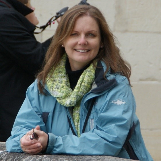Dr. Janine Barrett