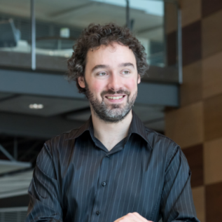 Dr. Peter Van Loo