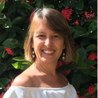 Dr. Aline Carvalho da Costa