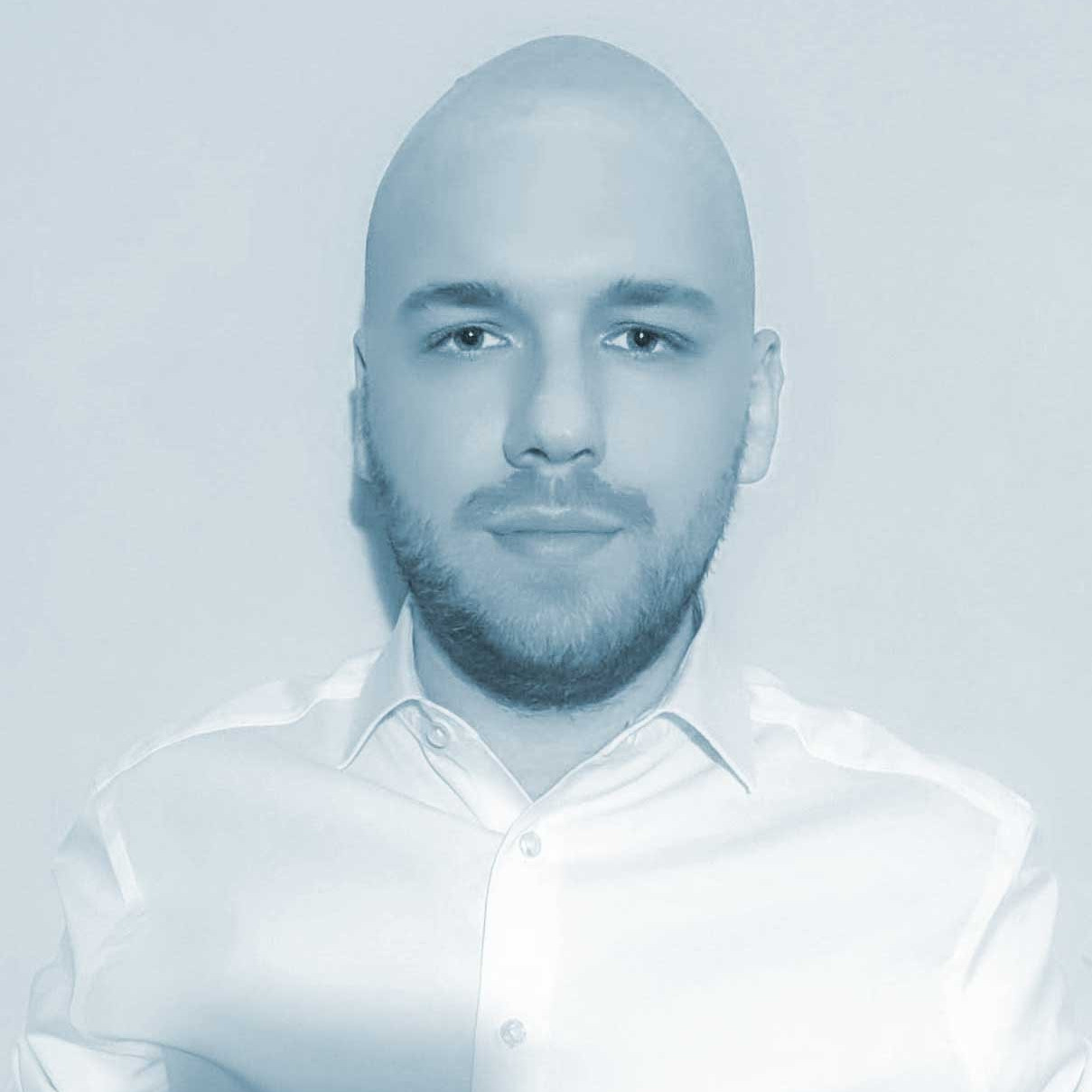 Dr. Andrzej Kucik