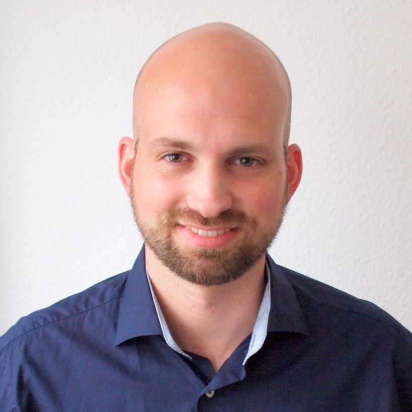 Mr. Martin Knura