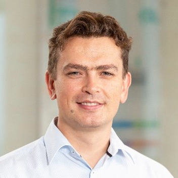 Dr. Sergiy Smetana
