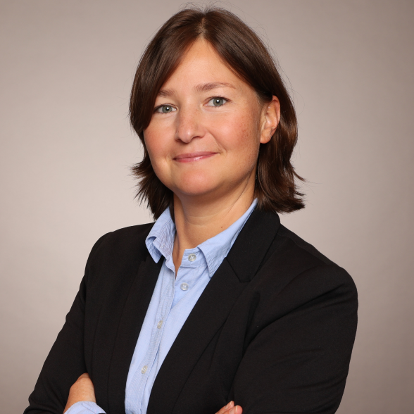 Dr. Anna Sigmund
