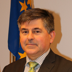 Dr. Miguel Ángel Sanjuán