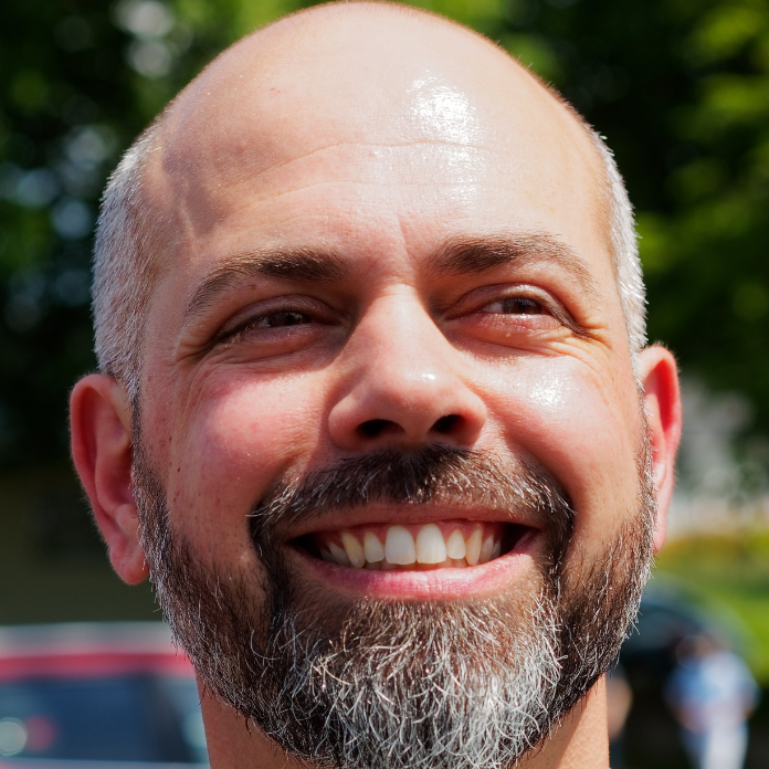 Dr. Frédéric Velard