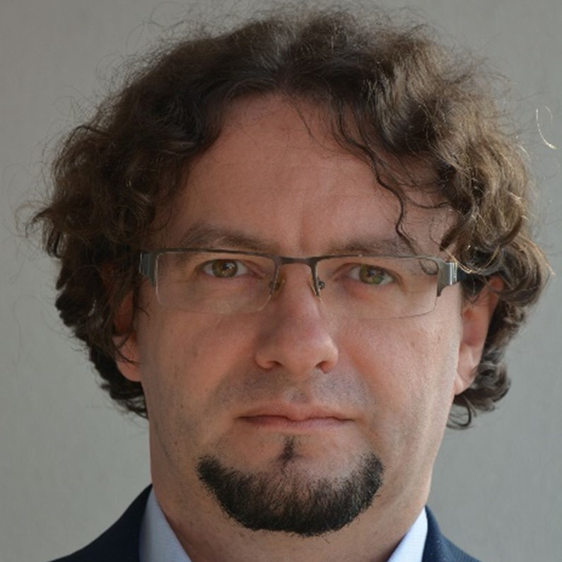 Dr. Martin Štěrba