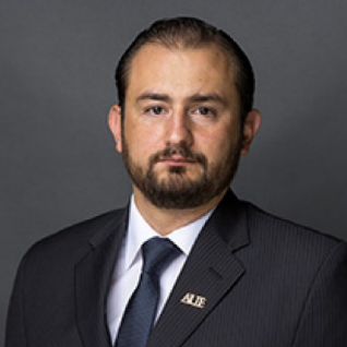 Dr. Renny Castaneda